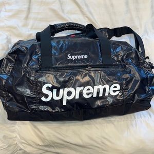 Supreme Duffel Bags for Men - Poshmark
